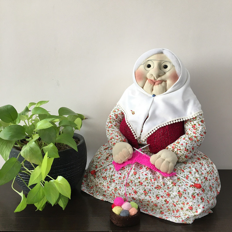 عروسک مدل مادربزرگ کد 2 ارتفاع 50 سانتی متر